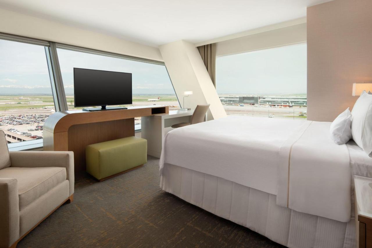 The Westin International Airport 4* Denver