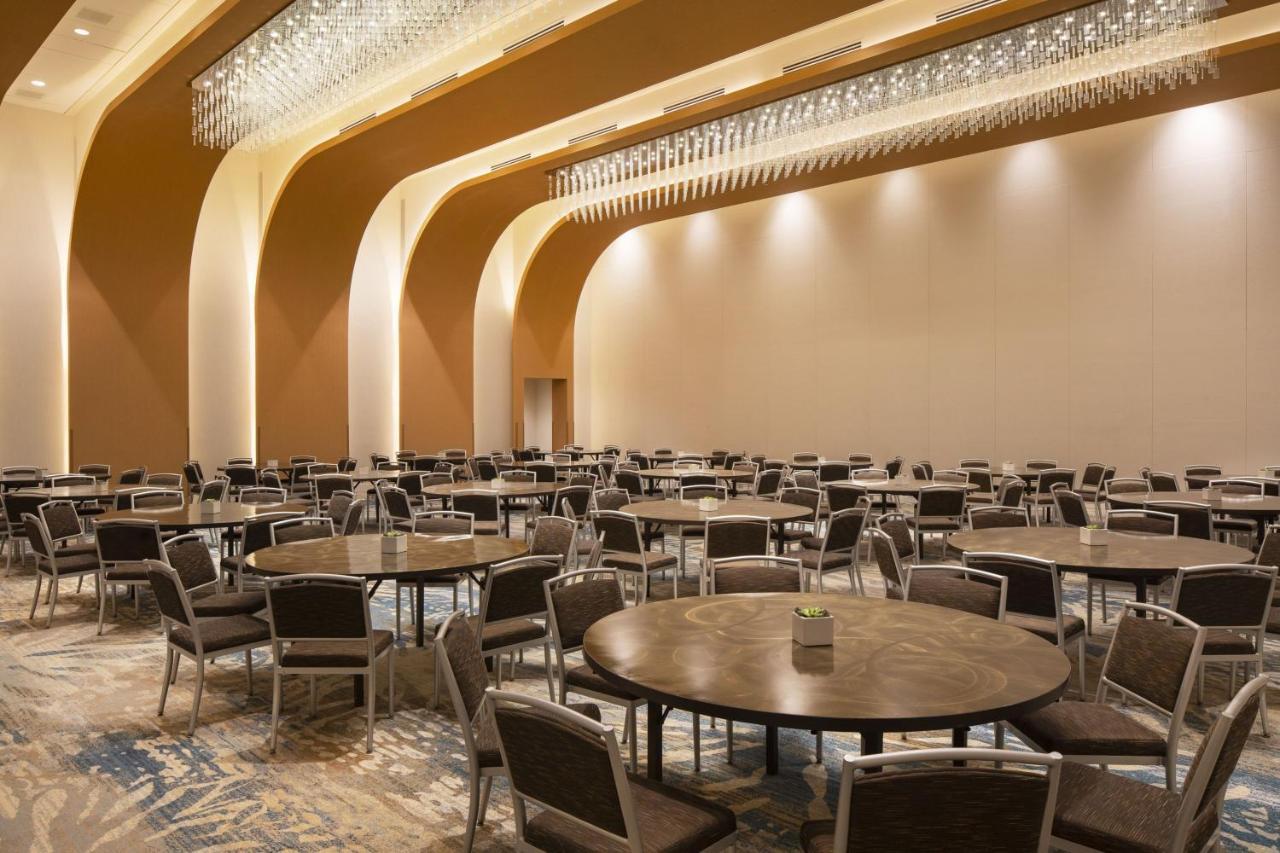 Hotel The Westin International Airport 4*